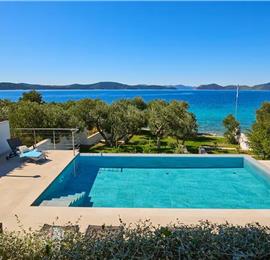 6 Bedroom Seafront Villa with Pool near Slano, Sleeps 12-14